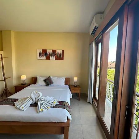 Oka\'s Guest House Canggu