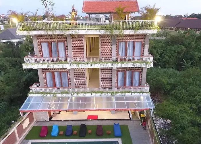 Oka's Hotel 3*